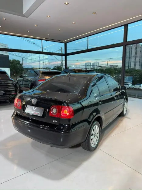 VOLKSWAGEN Polo Sedan 2.0 4P COMFORTLINE, Foto 6