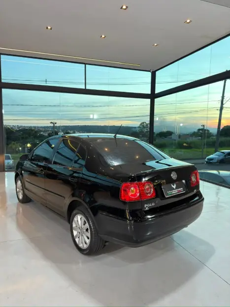 VOLKSWAGEN Polo Sedan 2.0 4P COMFORTLINE, Foto 7