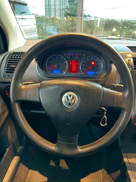 VOLKSWAGEN Polo Sedan 2.0 4P COMFORTLINE, Foto 15