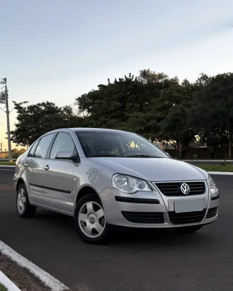 VOLKSWAGEN Polo Sedan 1.6 4P FLEX, Foto 1