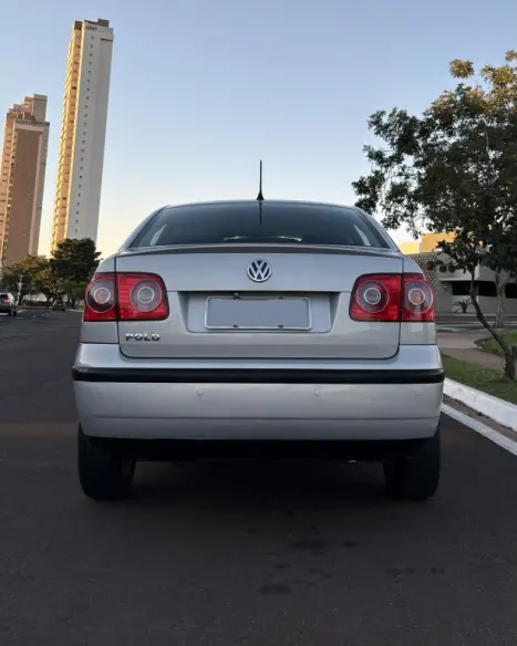 VOLKSWAGEN Polo Sedan 1.6 4P FLEX, Foto 2