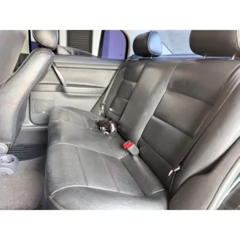 VOLKSWAGEN Polo Sedan 1.6 4P FLEX, Foto 10