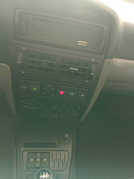 VOLKSWAGEN Santana 2.0 4P, Foto 8