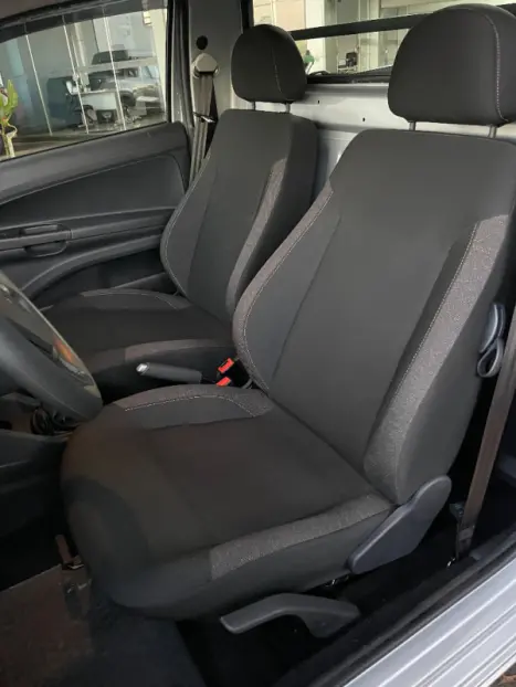 VOLKSWAGEN Saveiro 1.6 16V FLEX MSI ROBUST CABINE SIMPLES, Foto 8