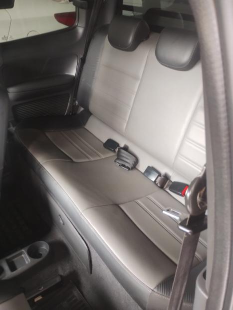 VOLKSWAGEN Saveiro 1.6 G6 CABINE DUPLA CROSS FLEX, Foto 2
