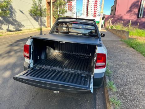 VOLKSWAGEN Saveiro 1.6 16V FLEX MSI ROBUST CABINE DUPLA, Foto 6