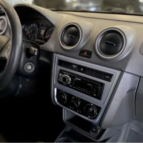 VOLKSWAGEN Saveiro 1.6 FLEX MSI ROBUST CABINE SIMPLES, Foto 4