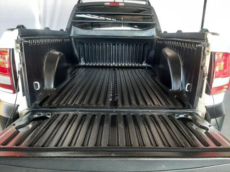 VOLKSWAGEN Saveiro 1.6 16V FLEX MSI ROBUST CABINE SIMPLES, Foto 9