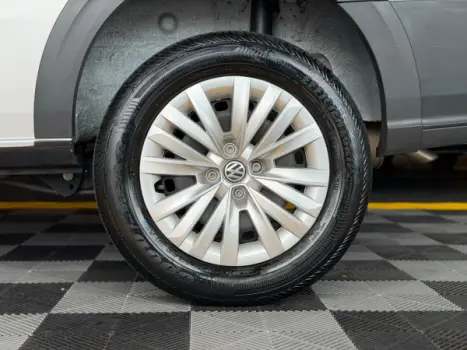 VOLKSWAGEN Saveiro 1.6 G7 ROBUST CABINE DUPLA FLEX, Foto 10