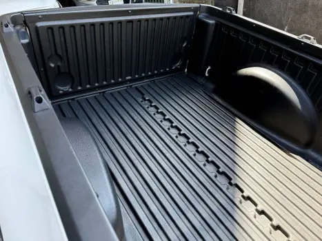 VOLKSWAGEN Saveiro 1.6 FLEX MSI ROBUST CABINE SIMPLES, Foto 13