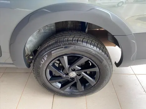 VOLKSWAGEN Saveiro 1.6 16V FLEX MSI TRENDLINE CABINE SIMPLES, Foto 9