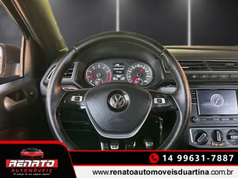 VOLKSWAGEN Saveiro 1.6 G7 CABINE DUPLA CROSS FLEX, Foto 8