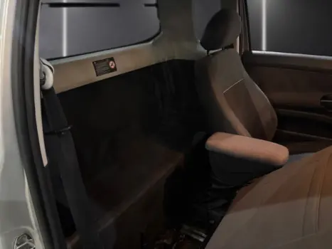 VOLKSWAGEN Saveiro 1.6 G6 TRENDLINE CABINE ESTENDIDA FLEX, Foto 9