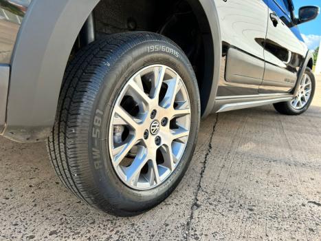 VOLKSWAGEN Saveiro 1.6 G6 CABINE DUPLA CROSS FLEX, Foto 7