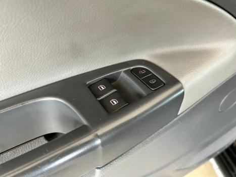 VOLKSWAGEN Saveiro 1.6 G6 CABINE DUPLA CROSS FLEX, Foto 13