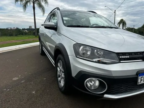 VOLKSWAGEN Saveiro 1.6 G6 CABINE DUPLA CROSS FLEX, Foto 3