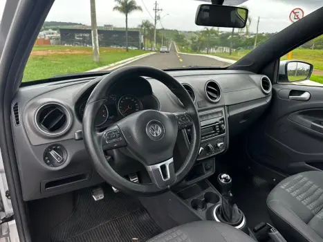 VOLKSWAGEN Saveiro 1.6 G6 CABINE DUPLA CROSS FLEX, Foto 10