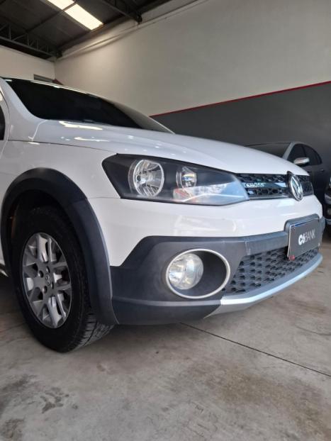 VOLKSWAGEN Saveiro 1.6 G6 CABINE DUPLA CROSS FLEX, Foto 3