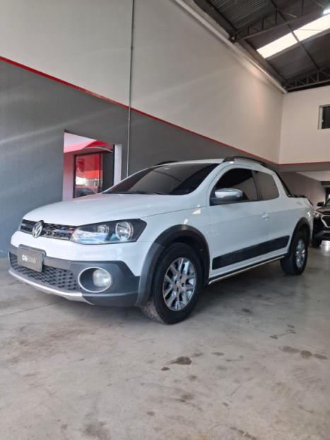 VOLKSWAGEN Saveiro 1.6 G6 CABINE DUPLA CROSS FLEX, Foto 4
