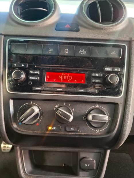 VOLKSWAGEN Saveiro 1.6 G6 CABINE DUPLA CROSS FLEX, Foto 18