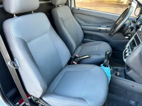 VOLKSWAGEN Saveiro 1.6 G5 TREND FLEX, Foto 12