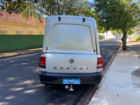 VOLKSWAGEN Saveiro 1.6 G7 CABINE SIMPLES ROBUST FLEX, Foto 5