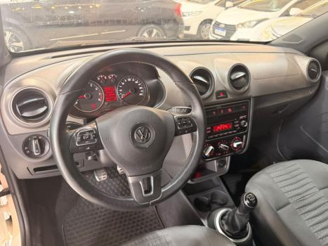 VOLKSWAGEN Saveiro 1.6 16V G6 CROSS CABINE DUPLA FLEX, Foto 9