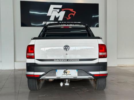 VOLKSWAGEN Saveiro 1.6 G7 CABINE DUPLA TRENDLINE FLEX, Foto 5