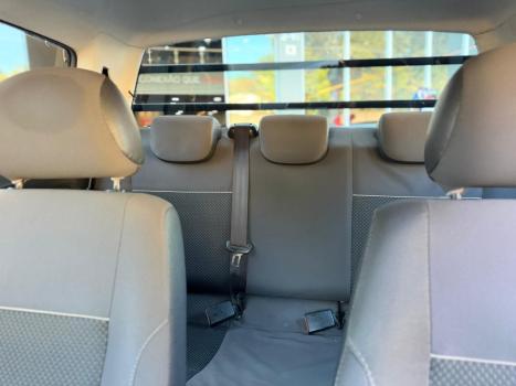 VOLKSWAGEN Saveiro 1.6 G6 TRENDLINE CABINE DUPLA FLEX, Foto 9