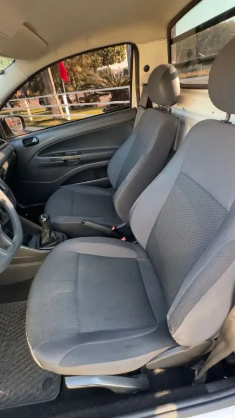 VOLKSWAGEN Saveiro 1.6 16V FLEX MSI ROBUST CABINE SIMPLES, Foto 6