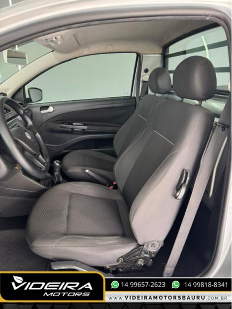 VOLKSWAGEN Saveiro 1.6 FLEX MPI TRENDLINE CABINE SIMPLES, Foto 10