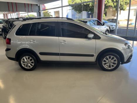 VOLKSWAGEN Space Cross 1.6 4P FLEX, Foto 3 VOLKSWAGEN Space Cross 1.6 4P FLEX, Foto 3