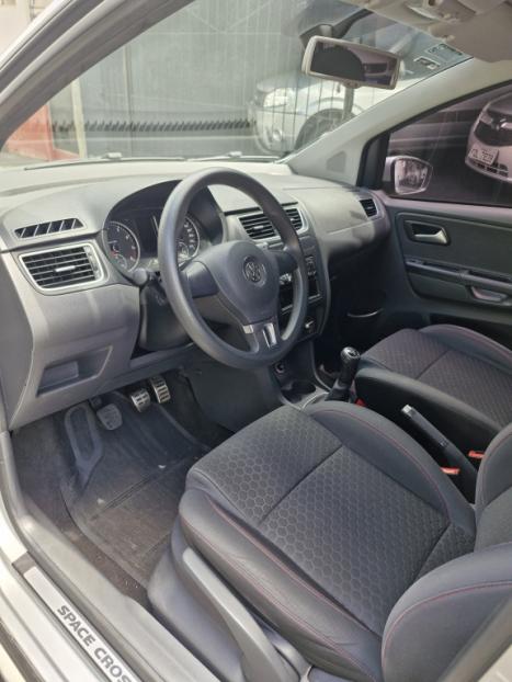 VOLKSWAGEN Space Cross 1.6 4P FLEX, Foto 6