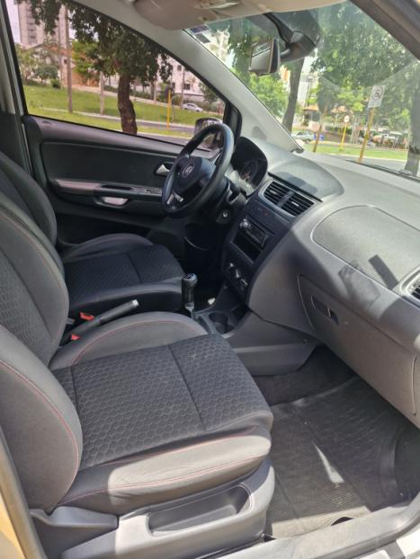 VOLKSWAGEN Space Cross 1.6 4P FLEX, Foto 9