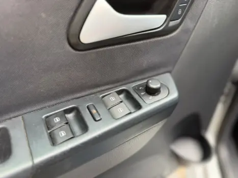 VOLKSWAGEN Space Fox 1.6 4P FLEX TREND, Foto 8