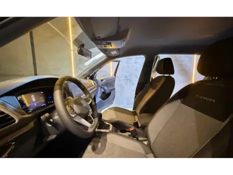 VOLKSWAGEN T-Cross 1.0 4P 200 TSI FLEX AUTOMÁTICO, Foto 3 VOLKSWAGEN T-Cross 1.0 4P 200 TSI FLEX AUTOMÁTICO, Foto 3