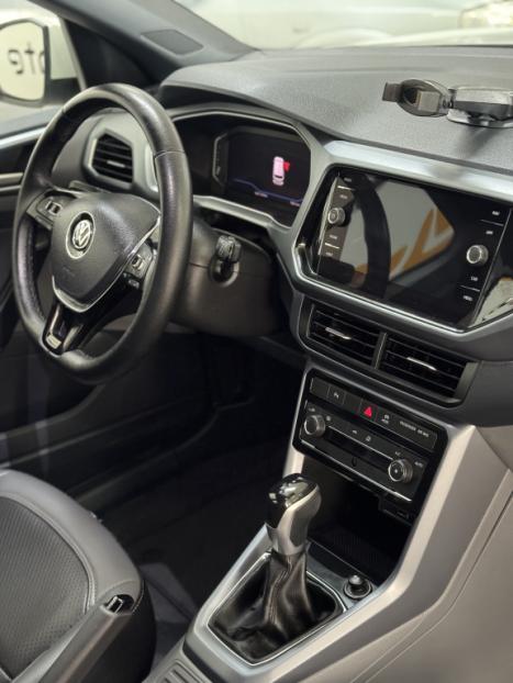 VOLKSWAGEN T-Cross 1.0 4P 200 TSI FLEX COMFORTLINE AUTOMÁTICO, Foto 6 VOLKSWAGEN T-Cross 1.0 4P 200 TSI FLEX COMFORTLINE AUTOMÁTICO, Foto 6