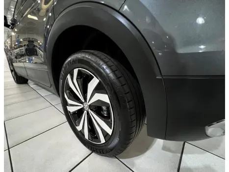 VOLKSWAGEN T-Cross 1.0 4P 200 TSI FLEX COMFORTLINE AUTOMTICO, Foto 8