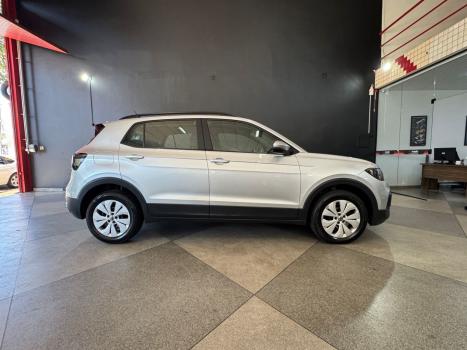 VOLKSWAGEN T-Cross 1.0 4P 200 TSI FLEX SENSE AUTOMÁTICO, Foto 3 VOLKSWAGEN T-Cross 1.0 4P 200 TSI FLEX SENSE AUTOMÁTICO, Foto 3