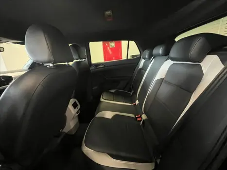 VOLKSWAGEN T-Cross 1.4 4P 250 TSI FLEX HIGHLINE AUTOMTICO, Foto 8