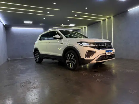 VOLKSWAGEN T-Cross 1.4 4P 250 TSI FLEX HIGHLINE AUTOM�TICO, Foto 4