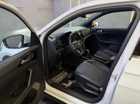 VOLKSWAGEN T-Cross 1.4 4P 250 TSI FLEX HIGHLINE AUTOM�TICO, Foto 10