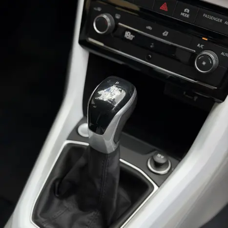 VOLKSWAGEN T-Cross 1.4 4P 250 TSI FLEX HIGHLINE AUTOM�TICO, Foto 15