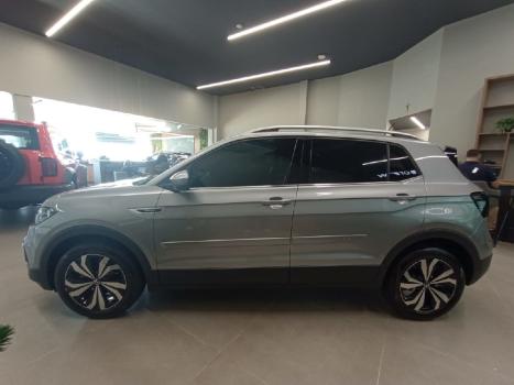 VOLKSWAGEN T-Cross 1.4 4P 250 TSI FLEX HIGHLINE AUTOM�TICO, Foto 8
