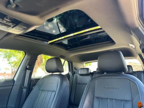 VOLKSWAGEN T-Cross 1.4 4P 250 TSI FLEX HIGHLINE AUTOM�TICO, Foto 9