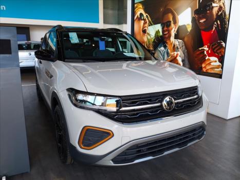 VOLKSWAGEN T-Cross 1.4 4P 250 TSI FLEX HIGHLINE AUTOM�TICO, Foto 3