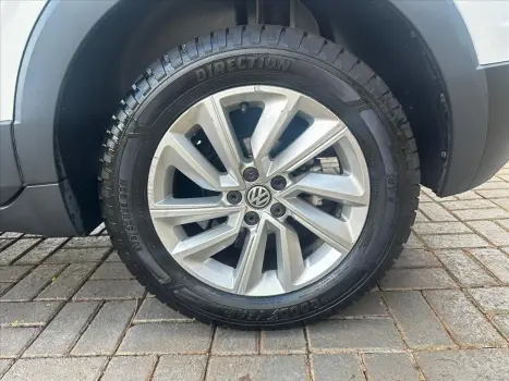 VOLKSWAGEN T-Cross 1.0 4P 200 TSI FLEX AUTOM�TICO, Foto 9