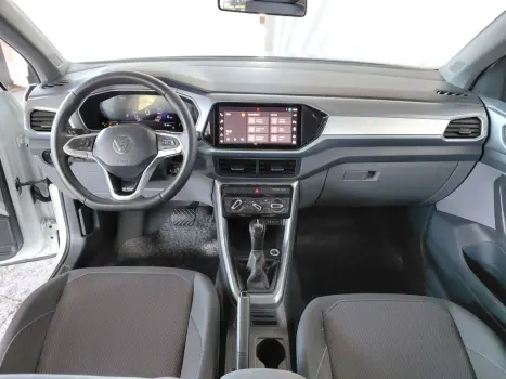 VOLKSWAGEN T-Cross 1.0 4P 200 TSI FLEX, Foto 6