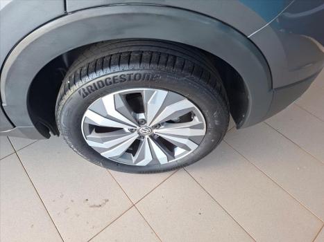 VOLKSWAGEN T-Cross 1.4 4P 250 TSI FLEX HIGHLINE AUTOM�TICO, Foto 9