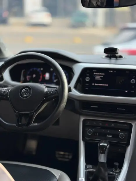VOLKSWAGEN T-Cross 1.4 4P 250 TSI FLEX HIGHLINE AUTOM�TICO, Foto 14